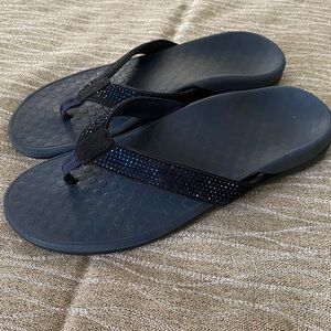 VIONIC Sandals